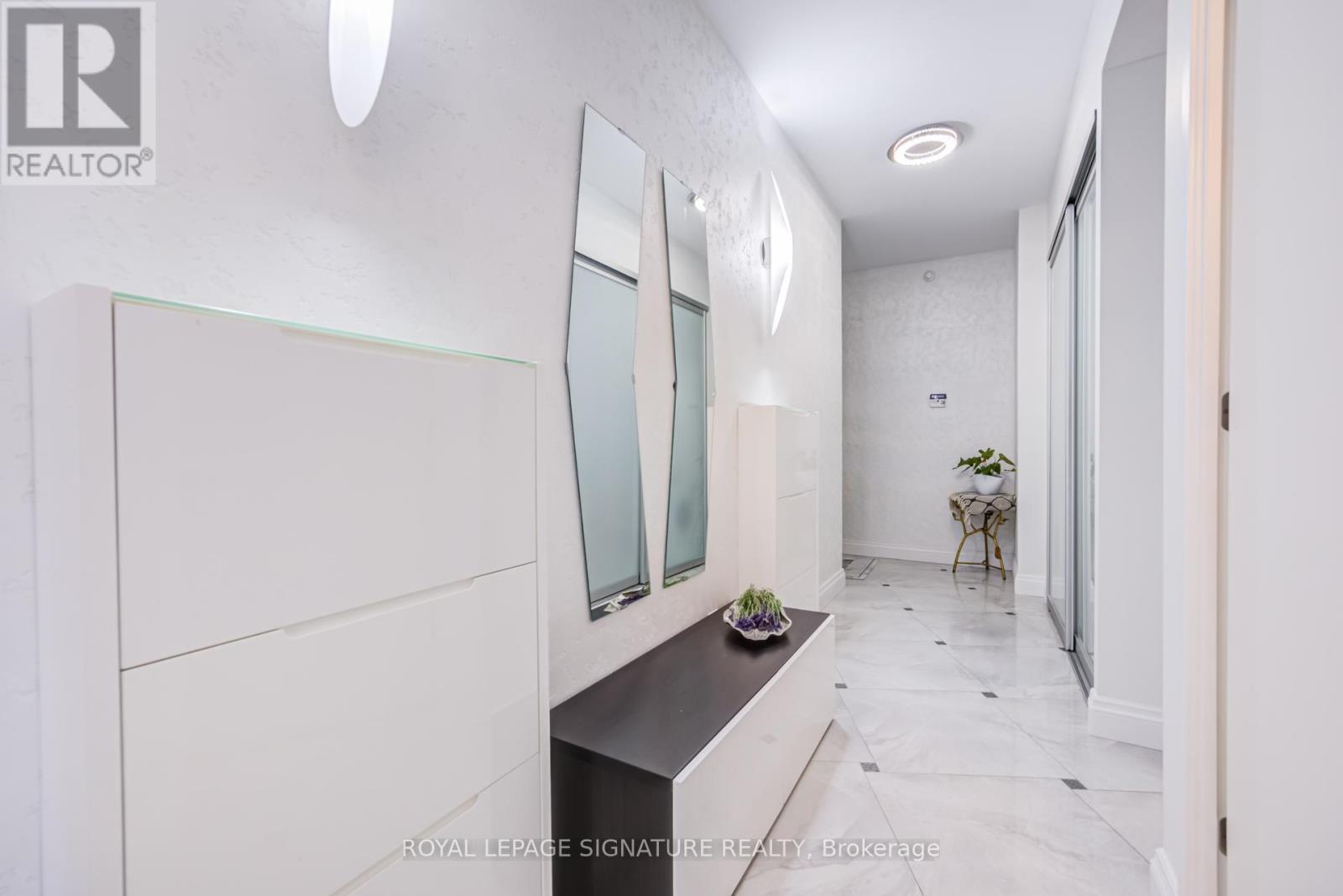 #2808 88 PARK LAWN ROAD - 9