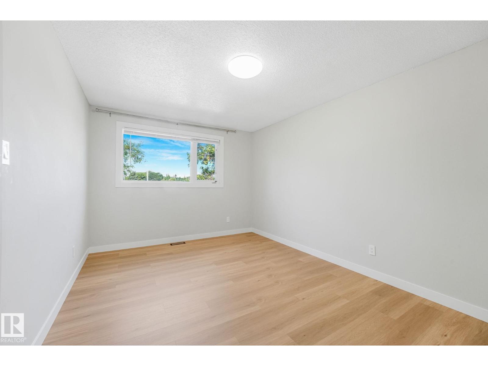 10617 34 ST NW - 12