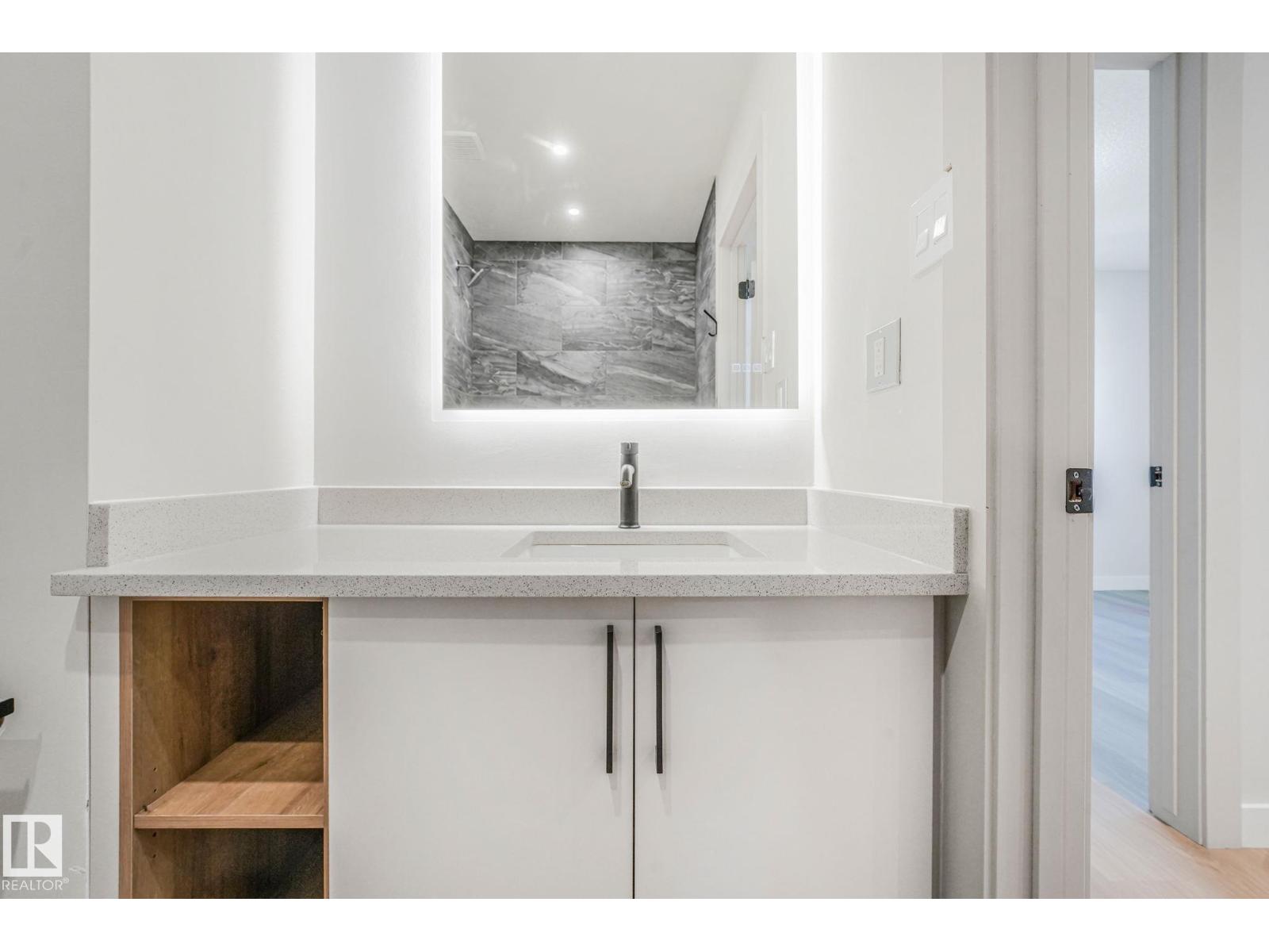 10617 34 ST NW - 19