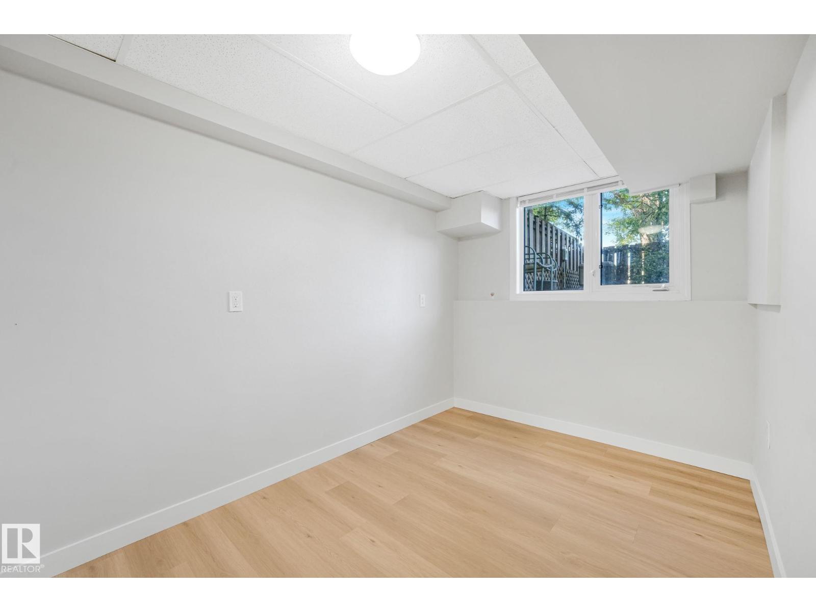 10617 34 ST NW - 23