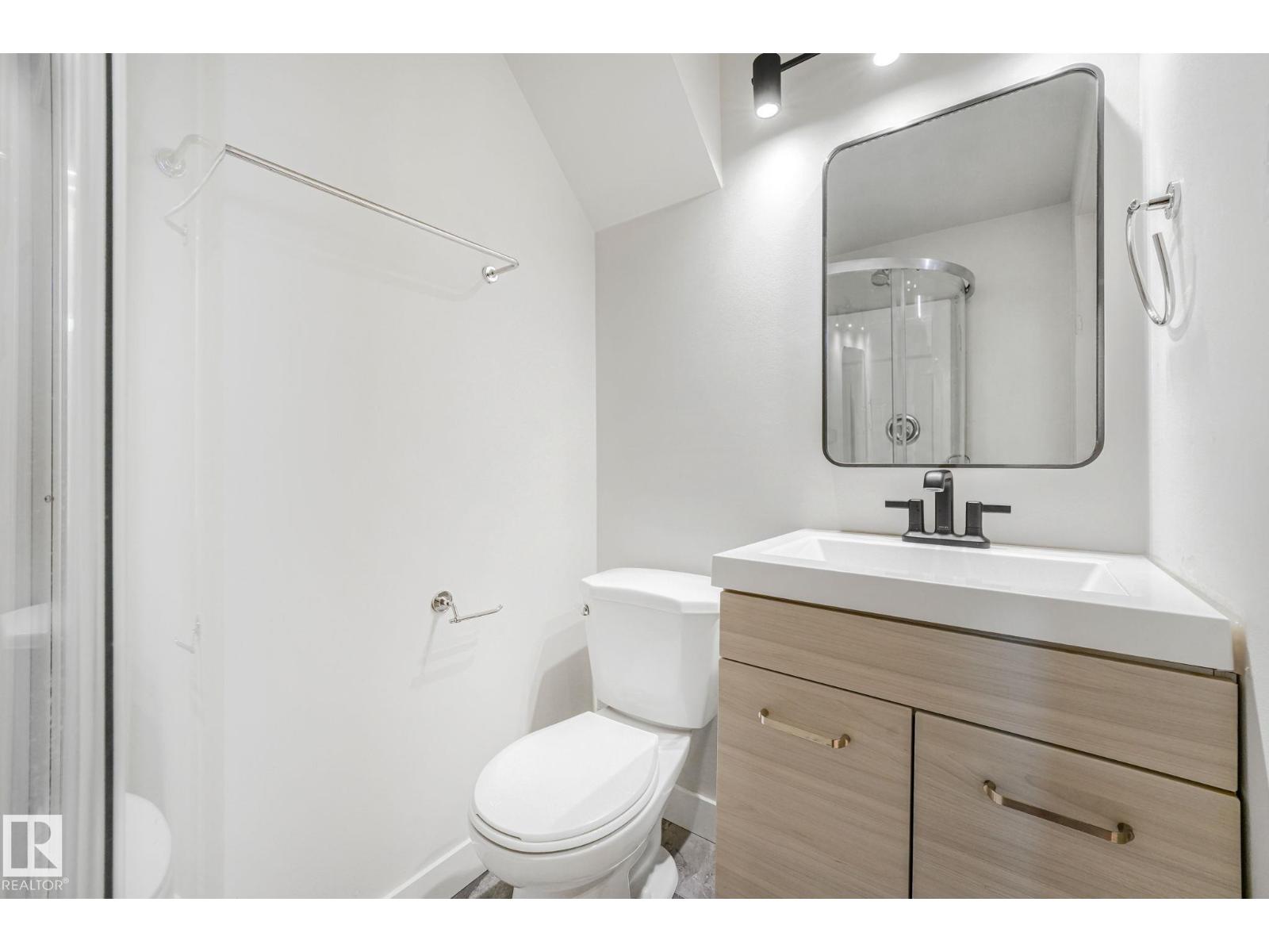 10617 34 ST NW - 28