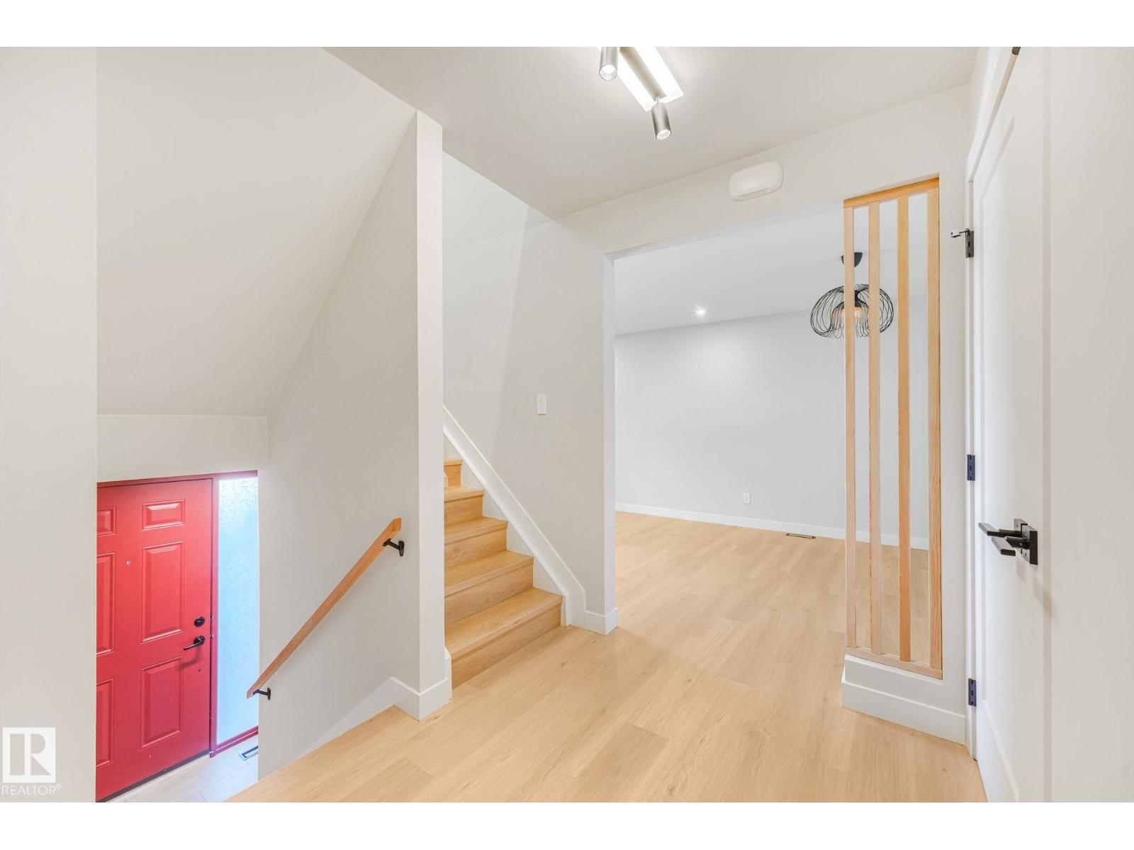 10617 34 ST NW - 7