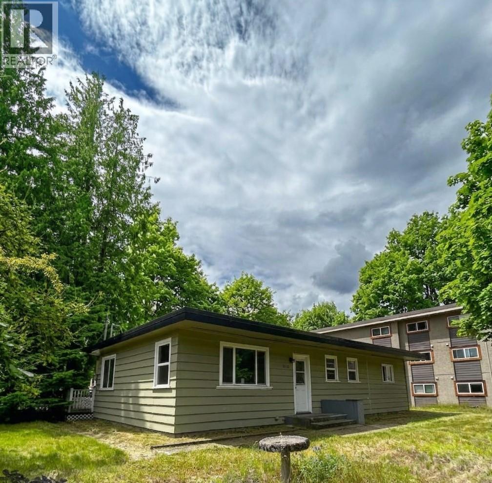 1201 Victoria Road W - 2
