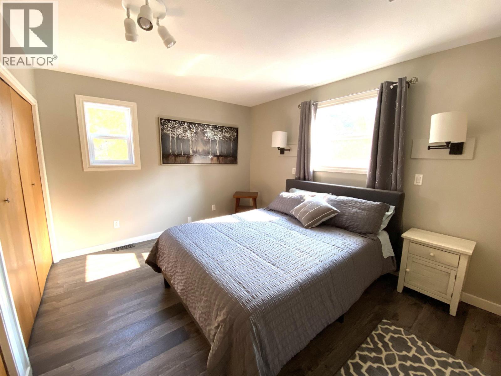 1500 ASH STREET, Valemount