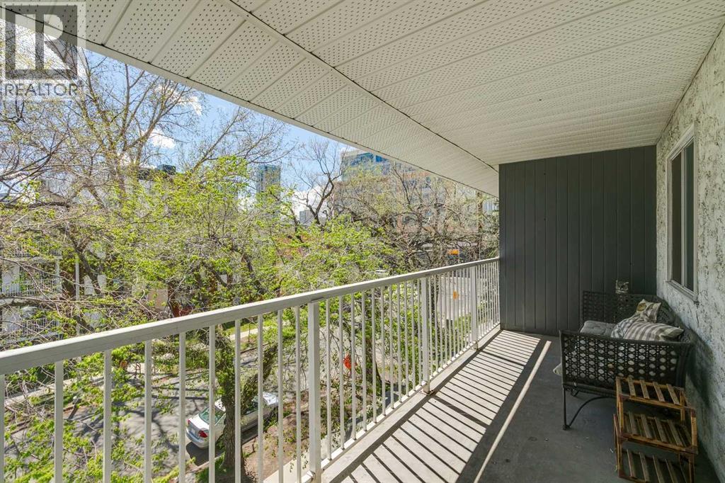 #301 638 Meredith Road NE - 15