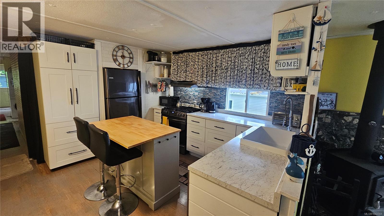 #9 8177 West Coast Rd - 16