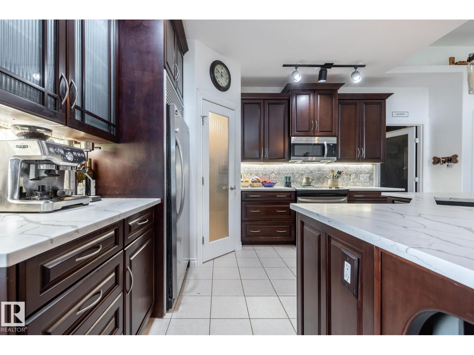 4447 Yeoman DR - 20