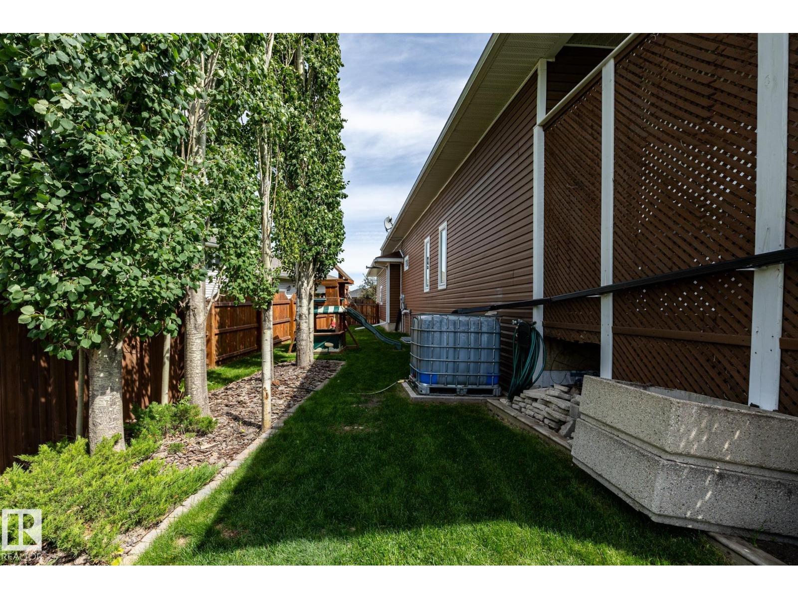 4447 Yeoman DR - 46