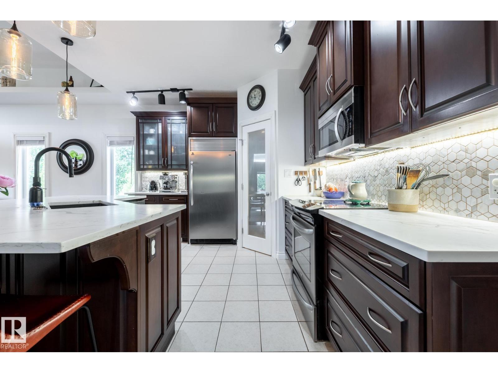 4447 Yeoman DR - 17