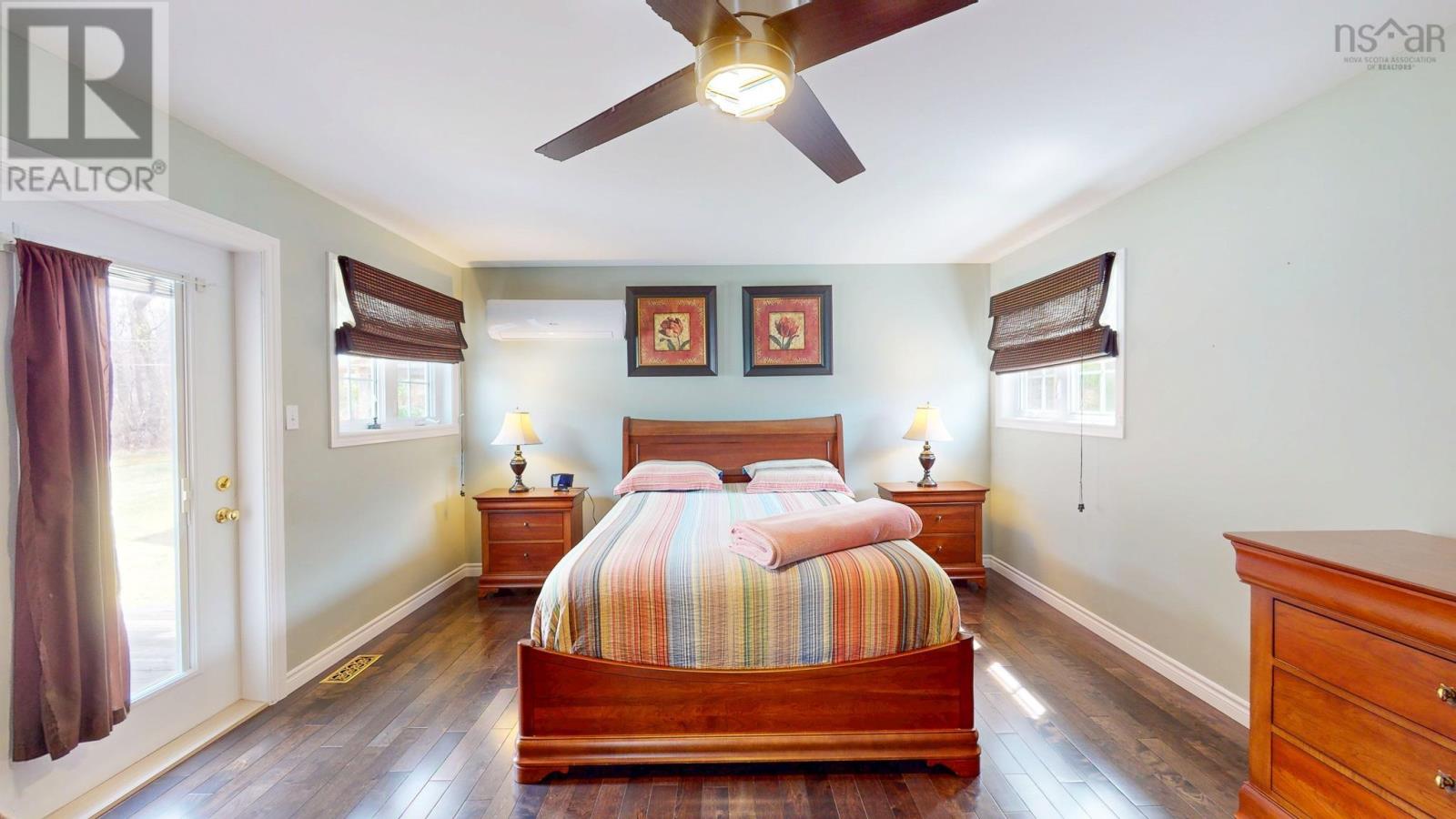 771 Randolph Road - 25