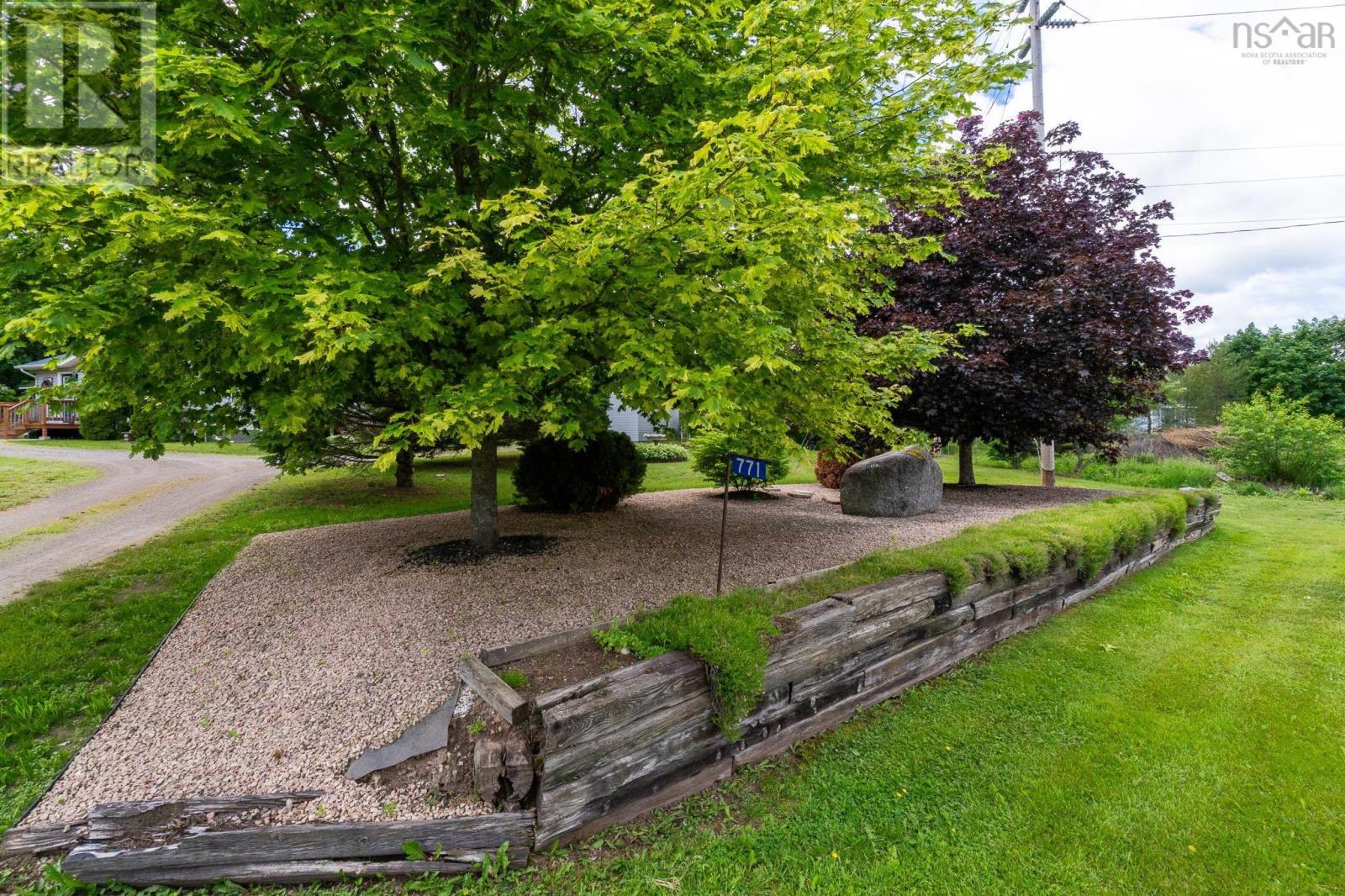 771 Randolph Road - 39