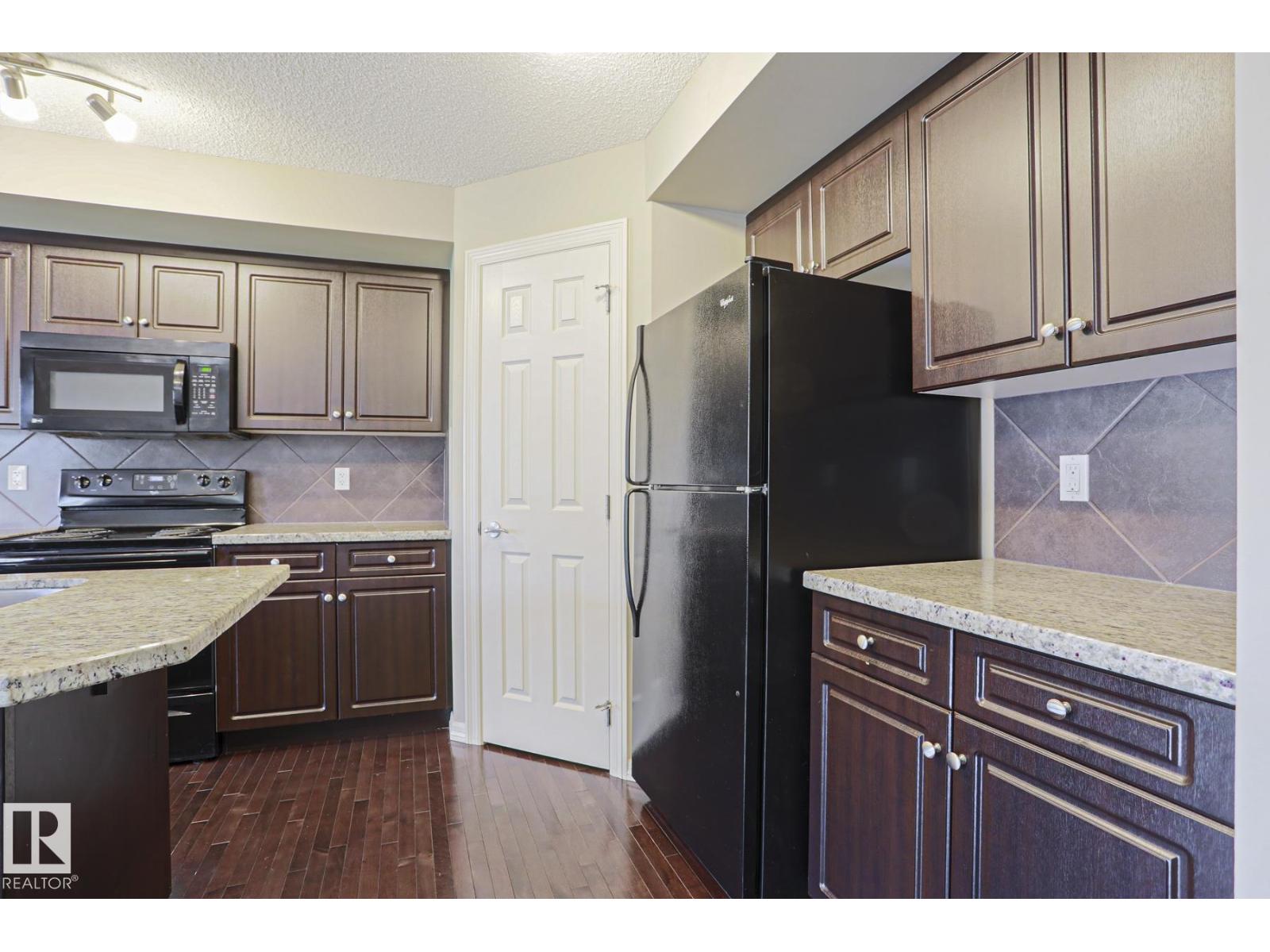 6215 60 ST - photo 3