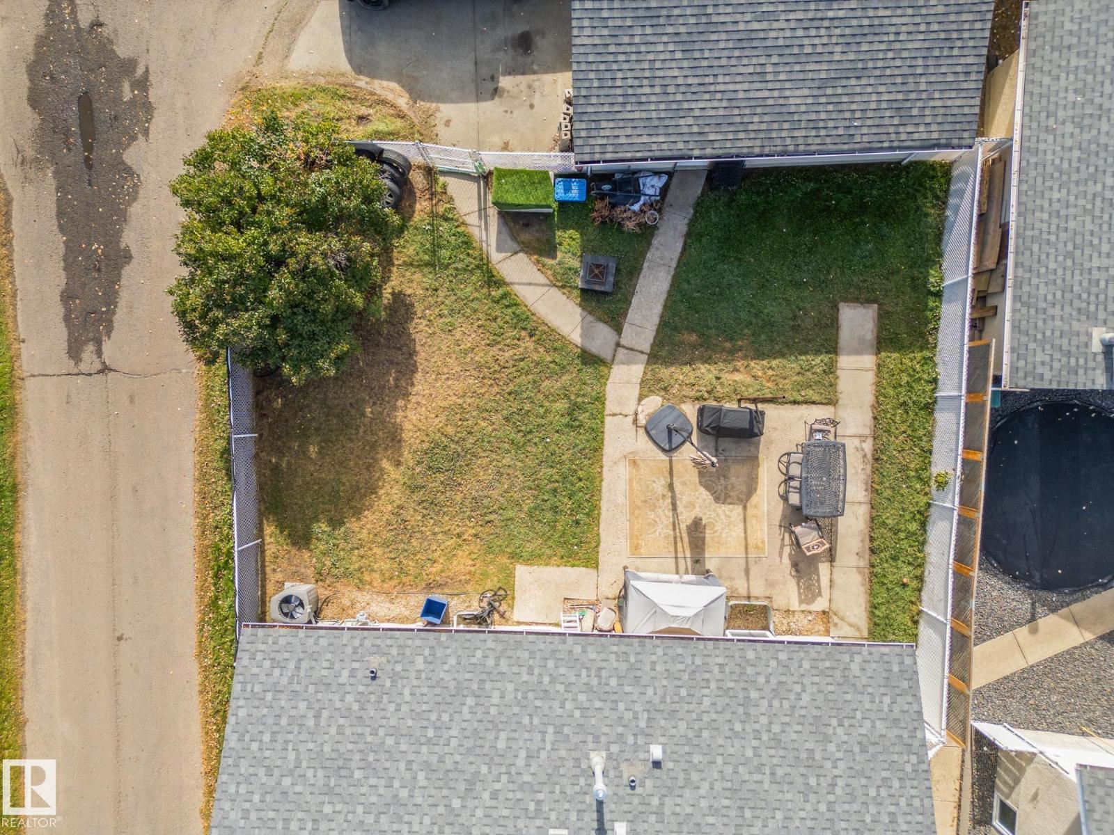 57 NOOTKA RD - 32