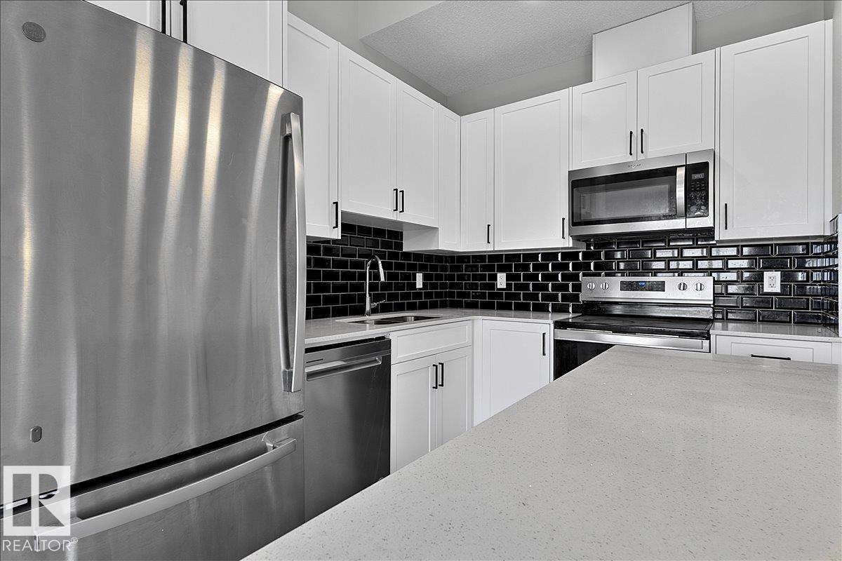 #3 2905 141 ST SW - 14
