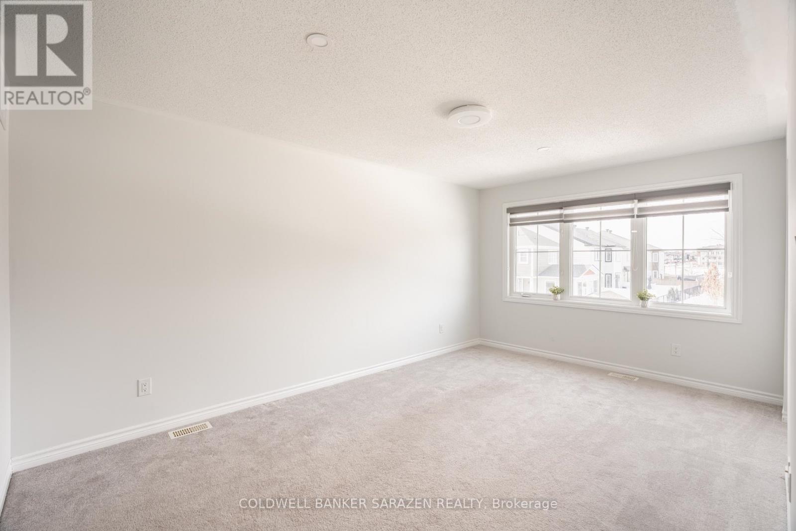 677 BROAD COVE CRESCENT - 29