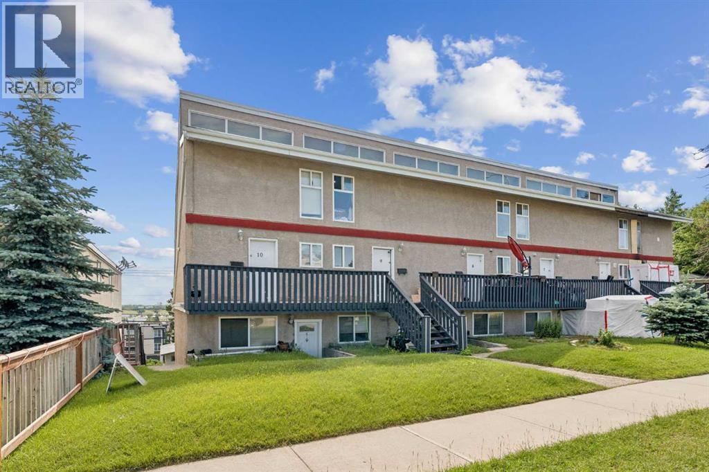 13, 3726 Centre Street NE - photo 2