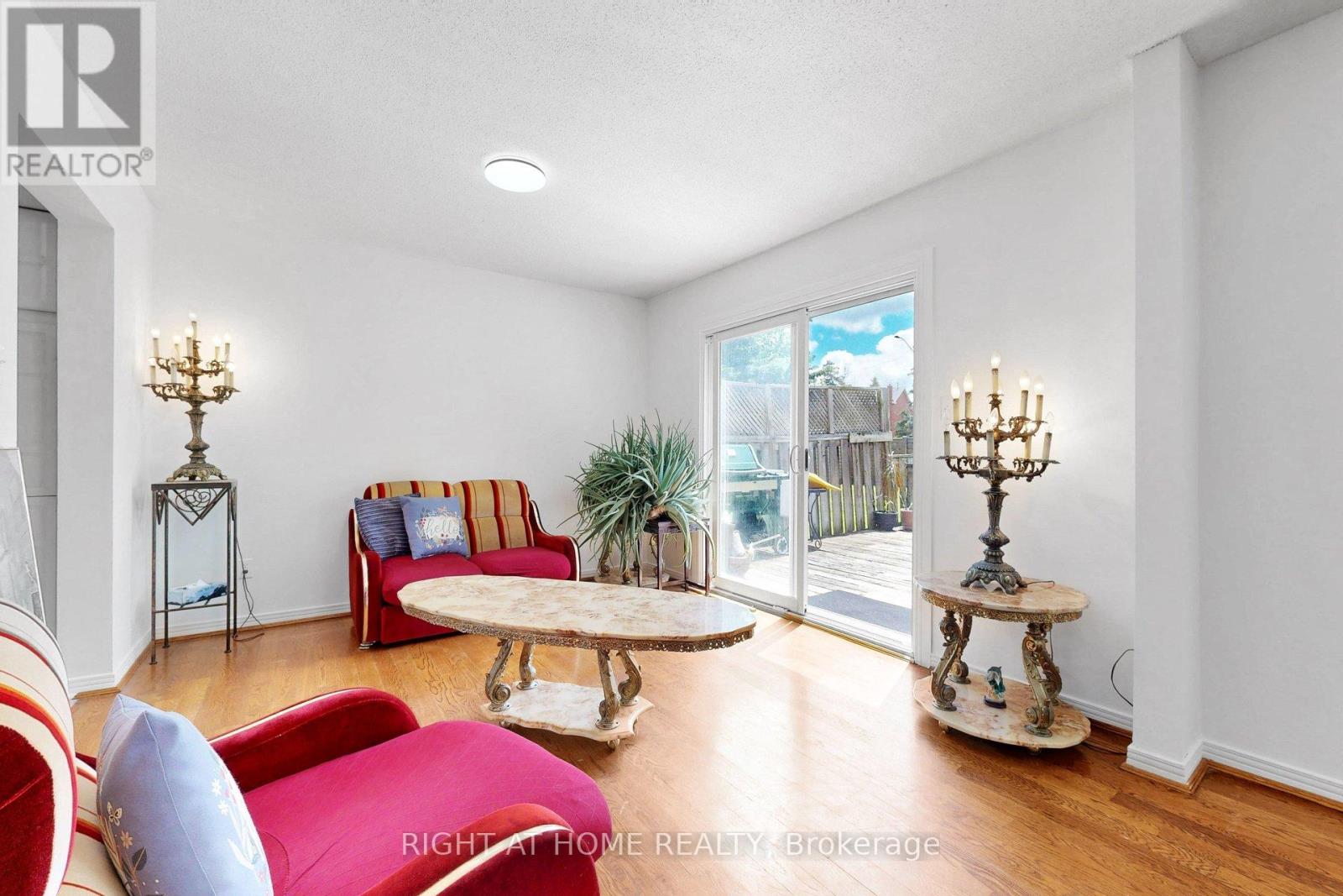 103 HEATHERTON WAY - 19
