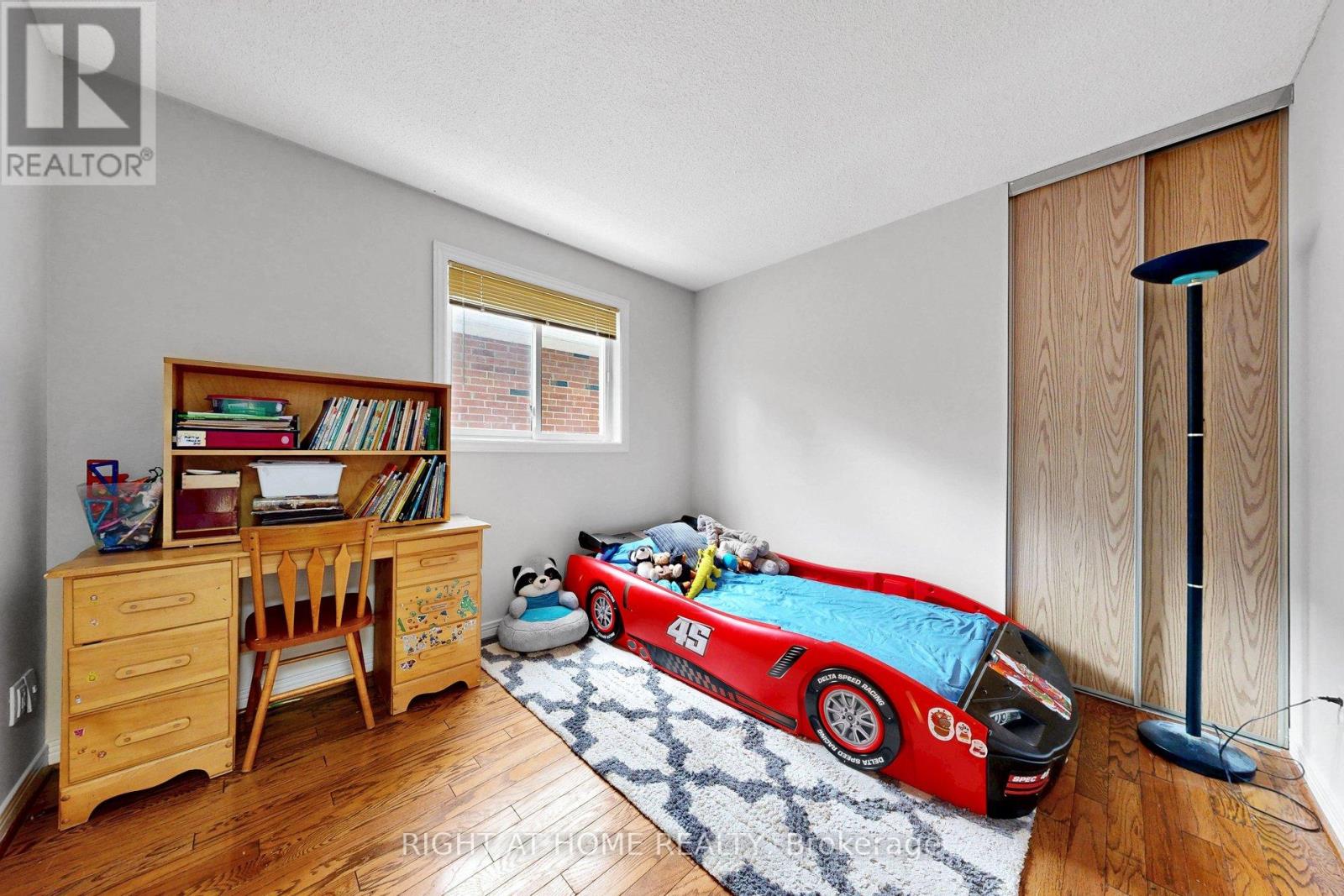 103 HEATHERTON WAY - 27