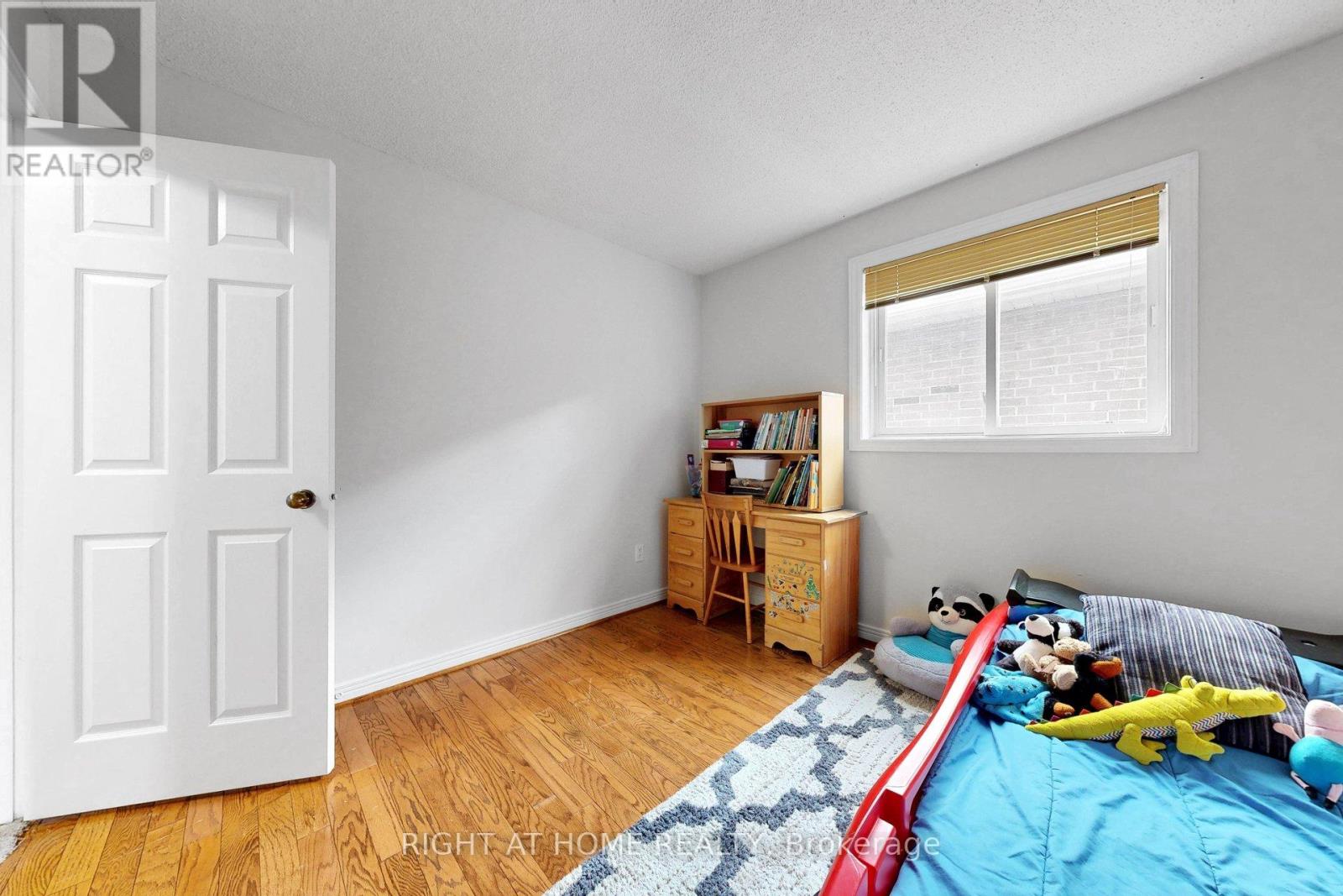 103 HEATHERTON WAY - 29