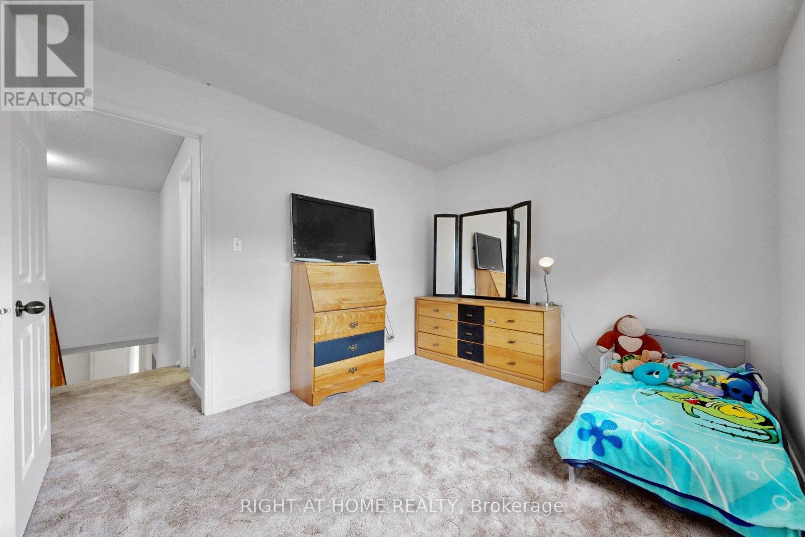 103 HEATHERTON WAY - 30