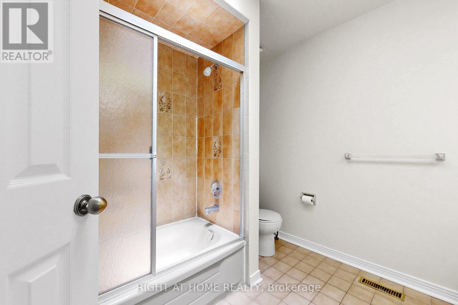 103 HEATHERTON WAY - 33