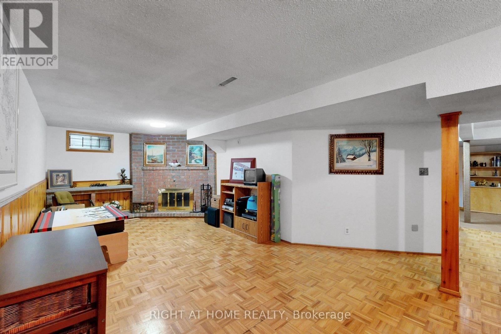 103 HEATHERTON WAY - 43