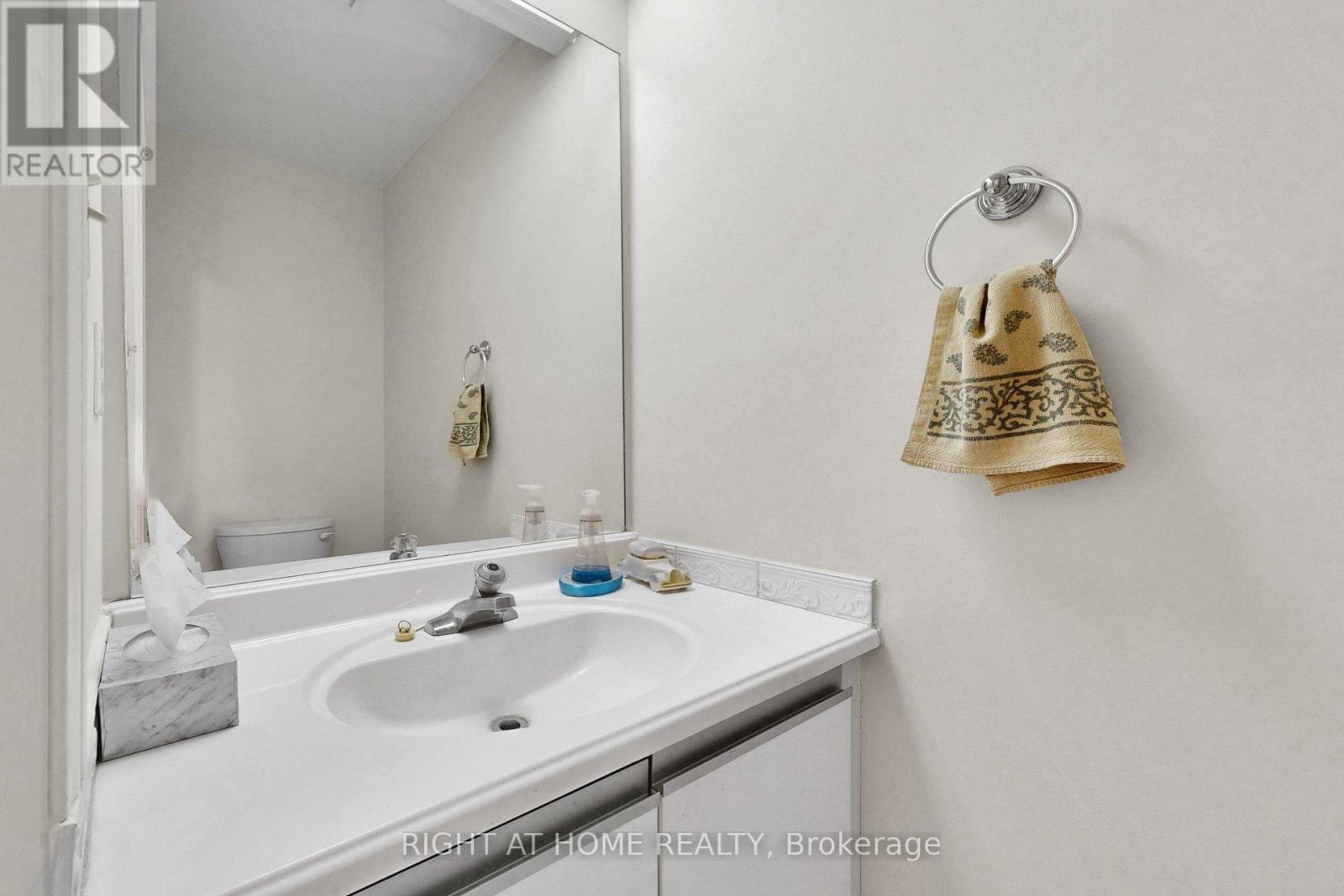 103 HEATHERTON WAY - 8