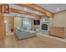 2091 Dwyer Road, Springwater, ON L9X1L7 Photo 18