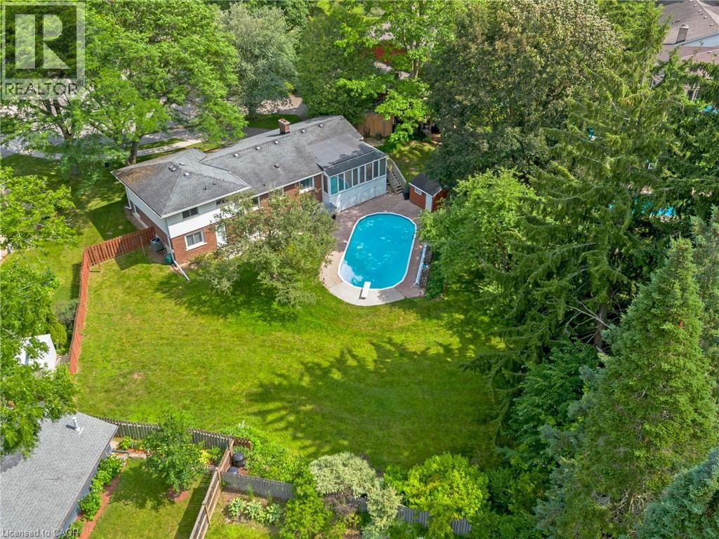 20 CORWIN Boulevard - 3