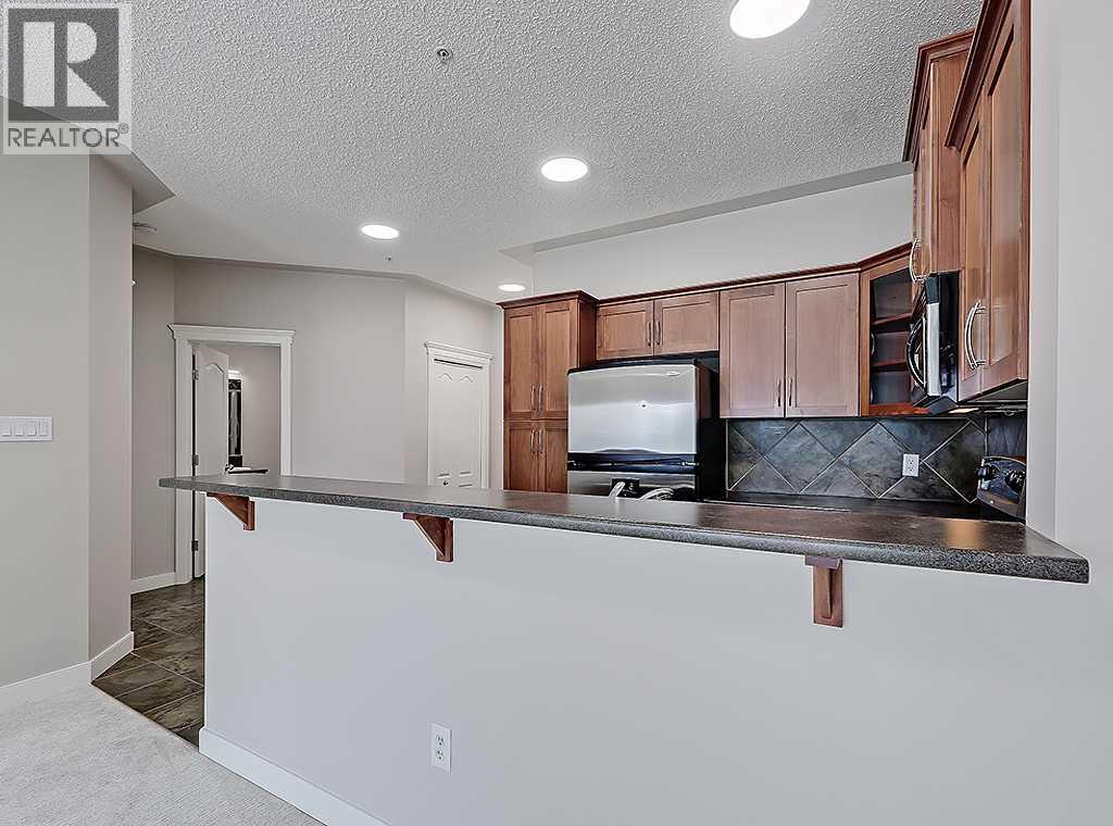 #241 20 Discovery Ridge Close SW - 11