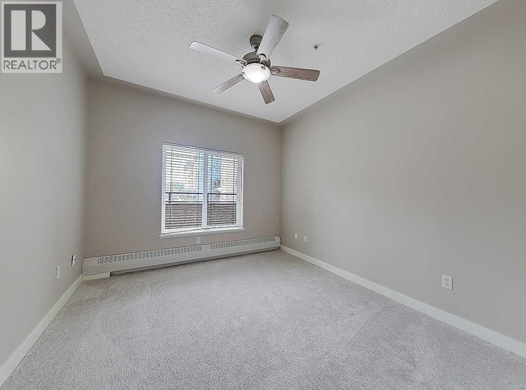 #241 20 Discovery Ridge Close SW - 19
