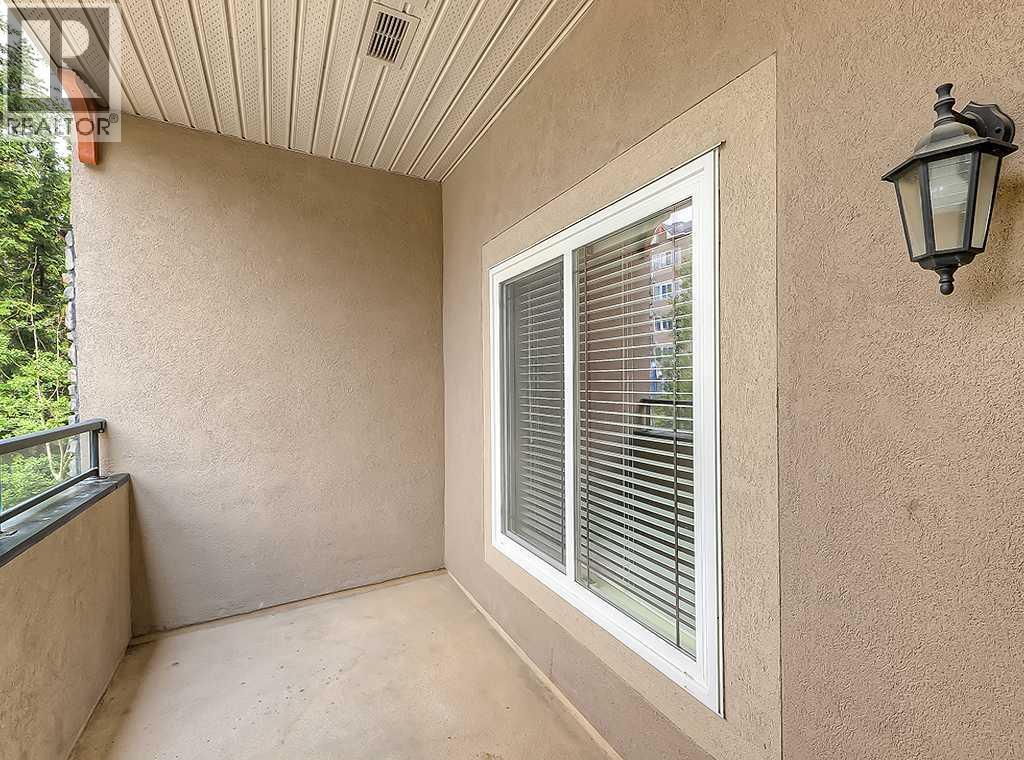 #241 20 Discovery Ridge Close SW - 29