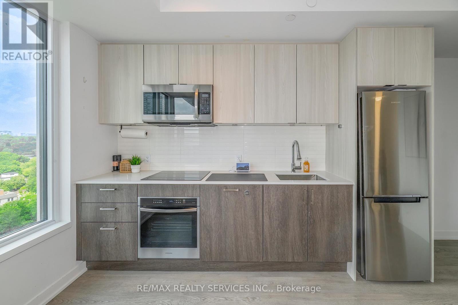 #1616 1926 LAKESHORE BOULEVARD W - 11