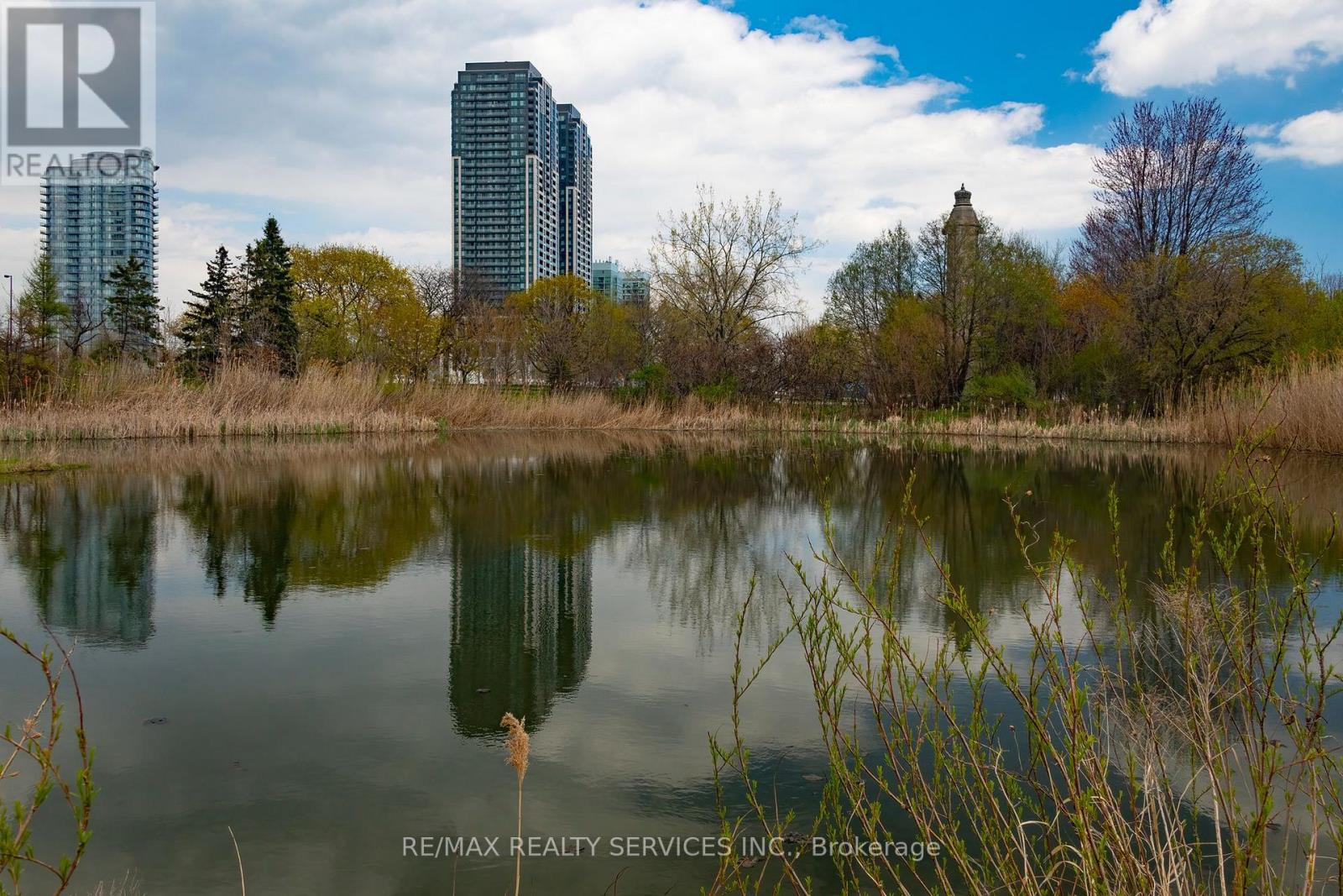 #1616 1926 LAKESHORE BOULEVARD W - 42