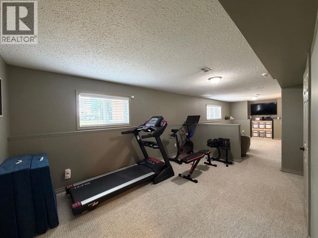 1658 EDSON Drive - 44
