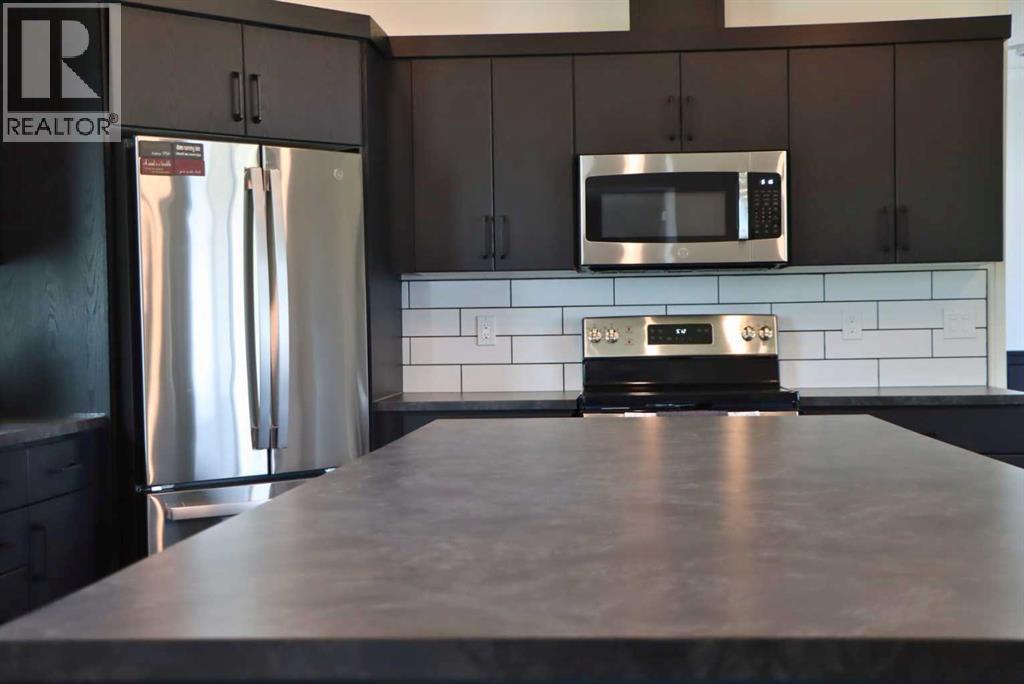 111, 71127 Range Road 234 - 18