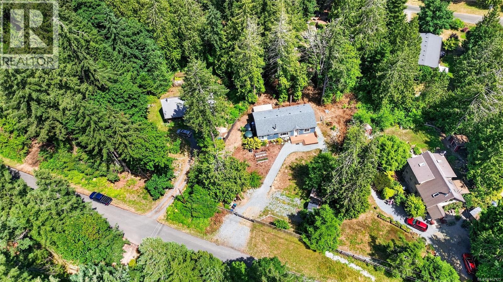 896 Canso Rd - 26