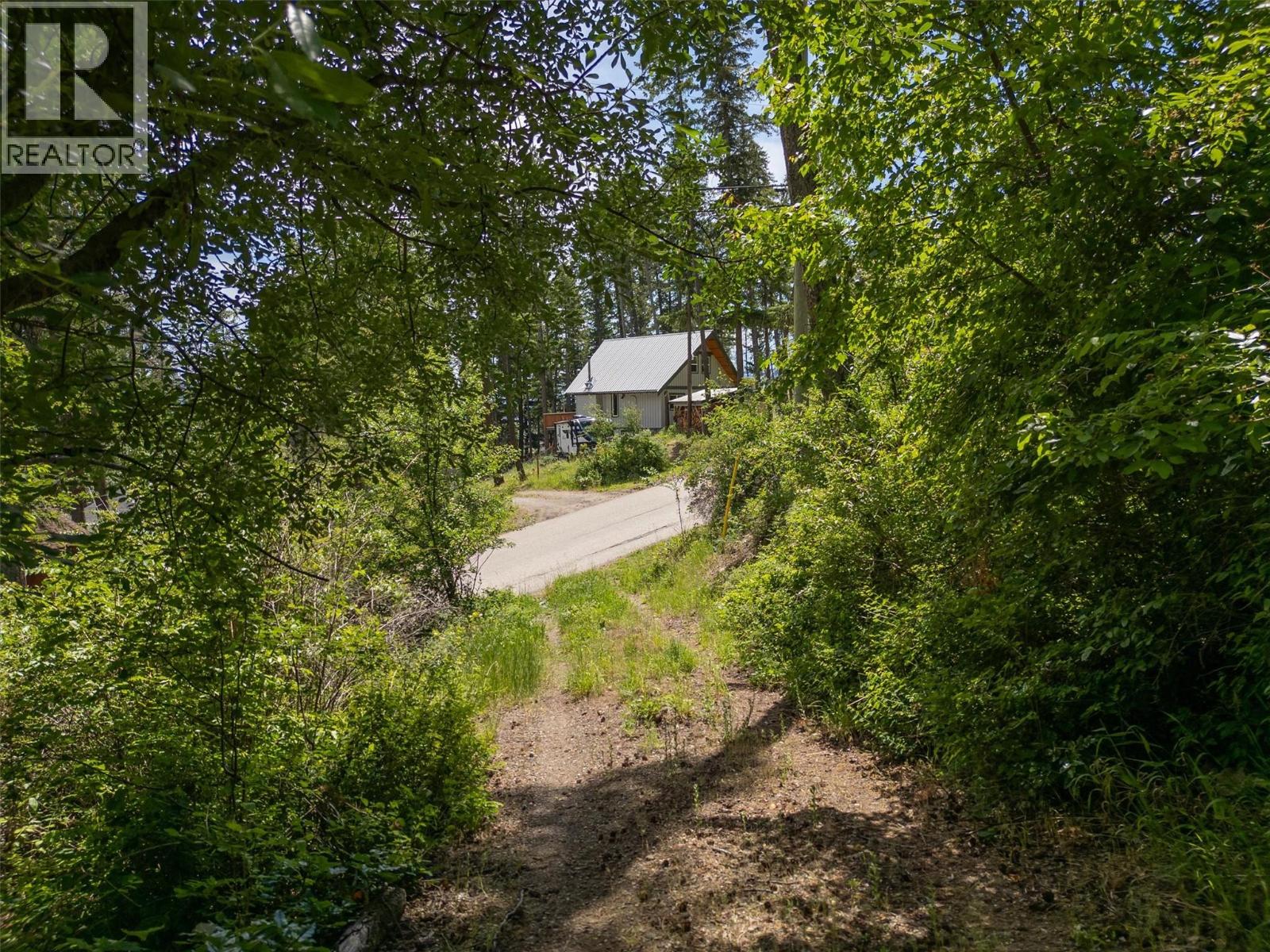  624 Udell Road, Vernon