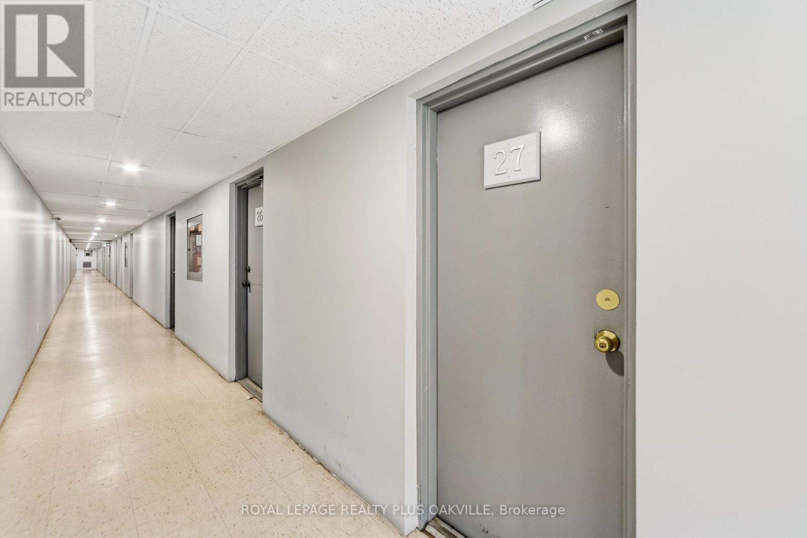 #27 530 FALGARWOOD DRIVE - 30