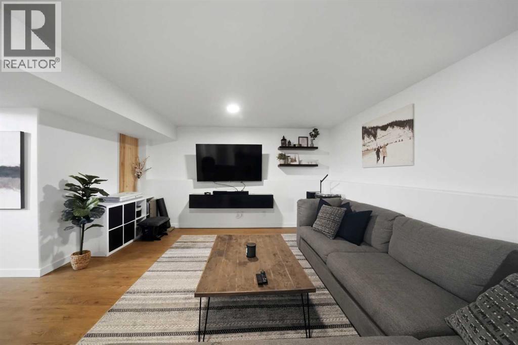 48 Dodge Avenue — photo 24