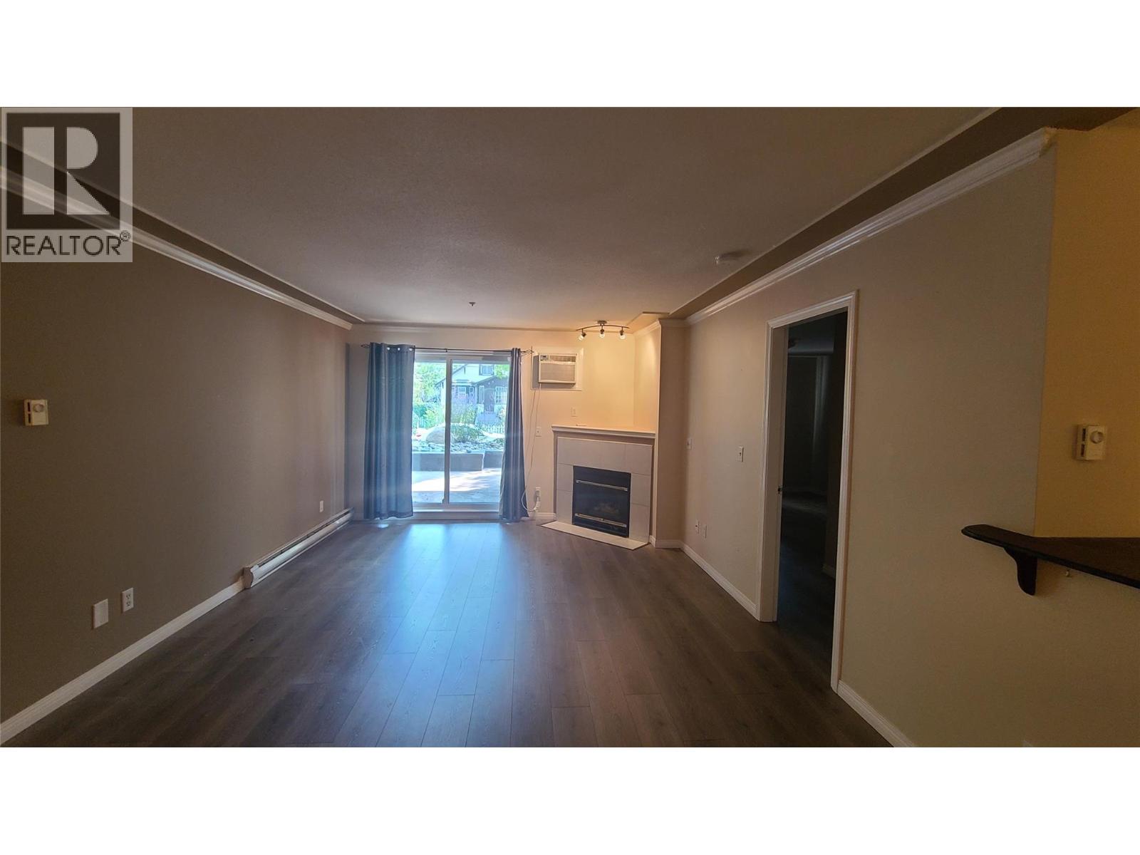 #102 329 Rigsby Street - 5