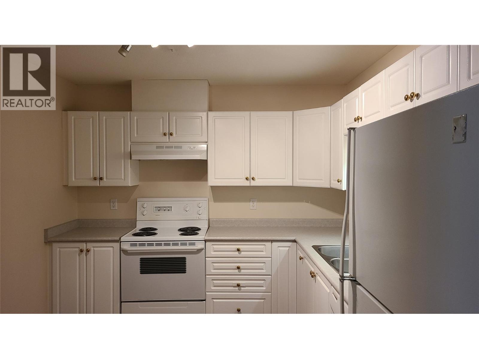 #102 329 Rigsby Street - 3
