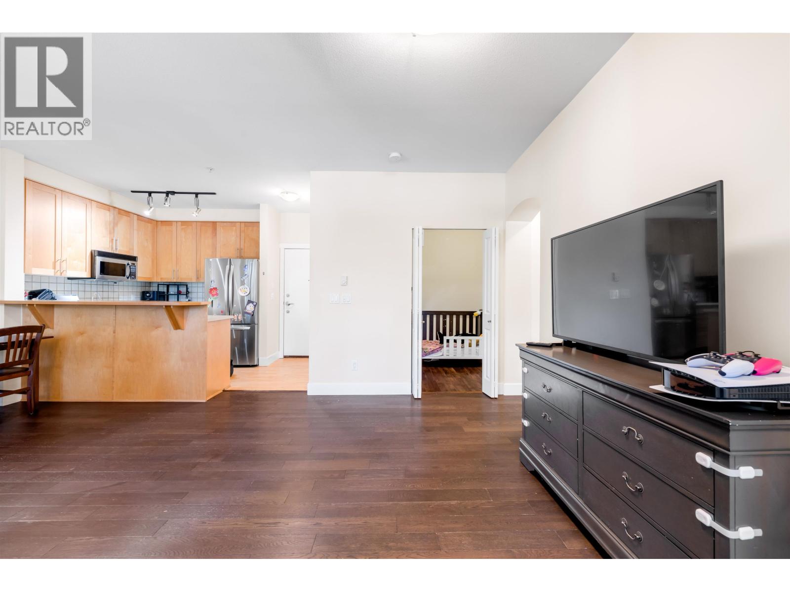 1 Bed, 1 Bath House for Sale in Vancouver – 1217 4655 VALLEY DRIVE, Vancouver – MLS# R3142658 - Image 8