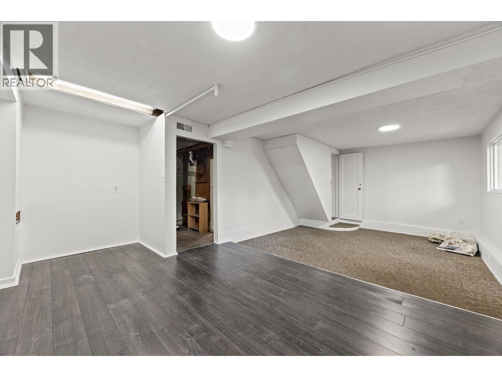 2 Bed, 1 Bath House for Rent in Vancouver – 4736 KNIGHT STREET, Vancouver – MLS# R3142688 - Image 19