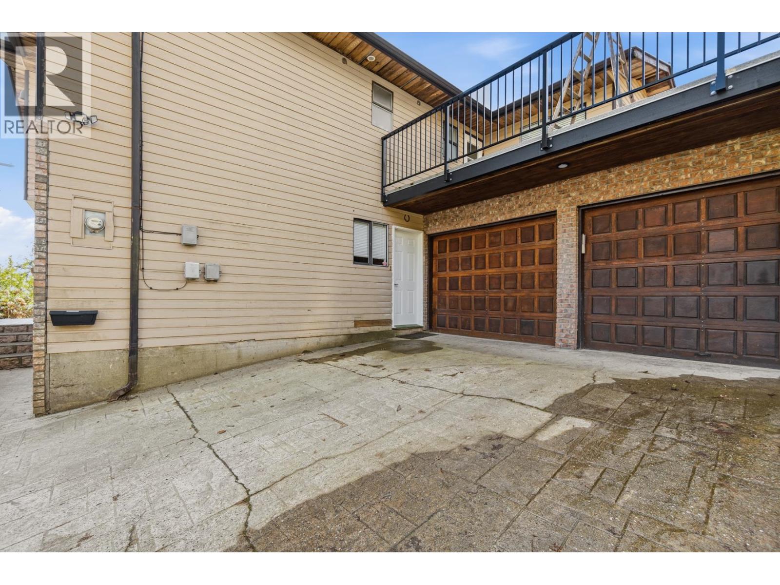 Studio 3XXX ST. ANDREWS AVENUE, North Vancouver