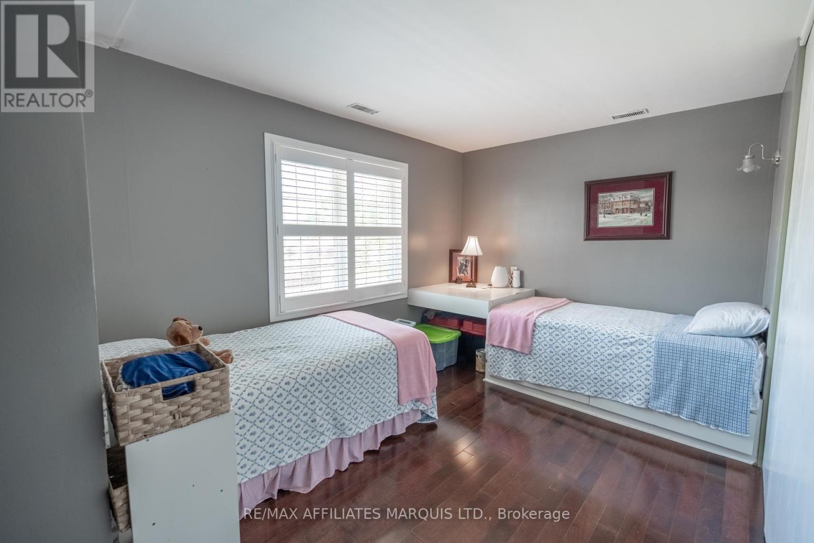 420 THIRD STREET W - 33