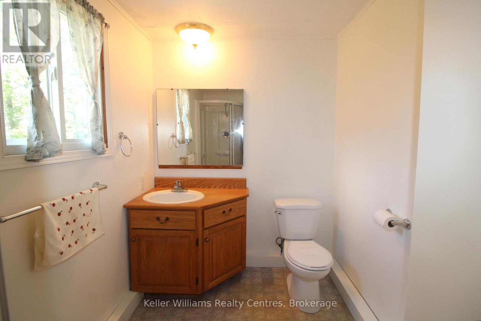 #55 302694 DOUGLAS STREET - 23
