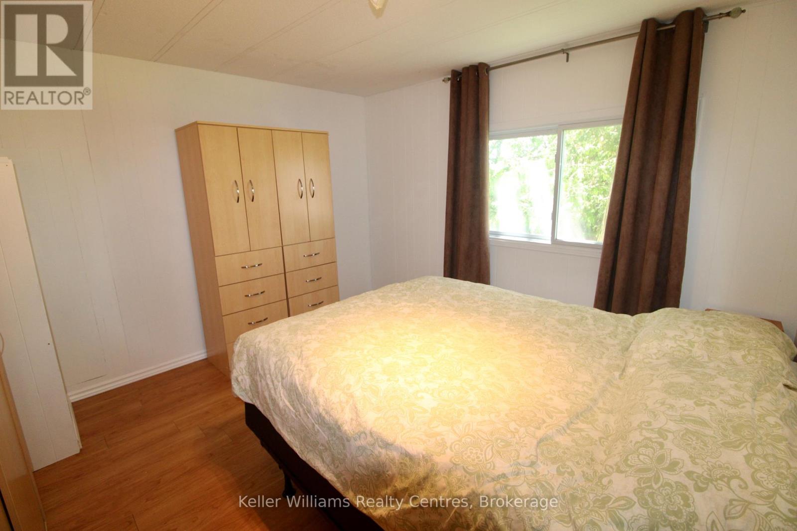 #55 302694 DOUGLAS STREET - 25