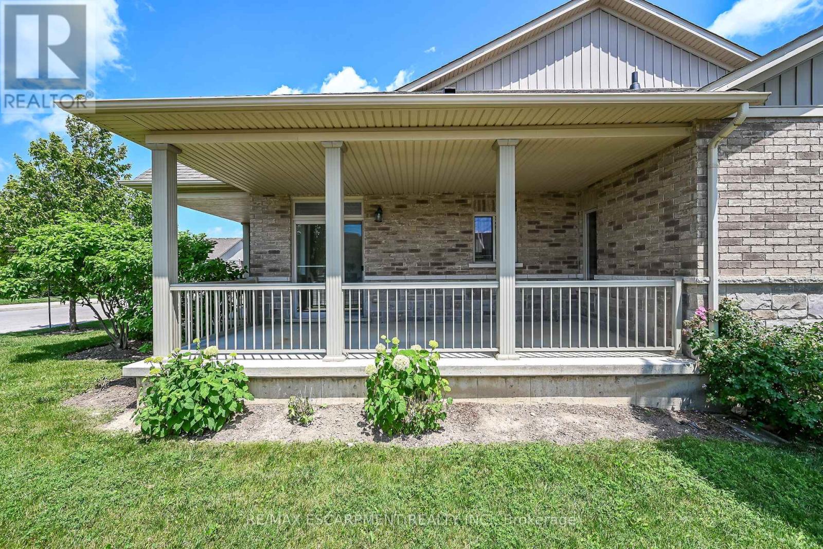 14 ECKER LANE - 43