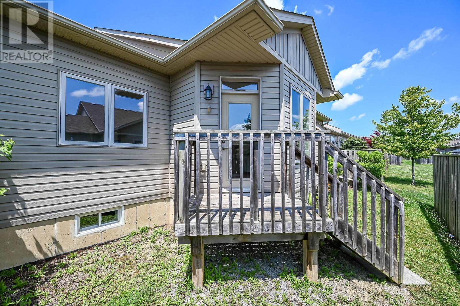 14 ECKER LANE - 45